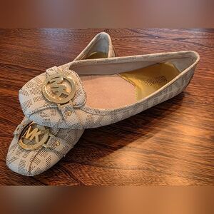 Michael Kors Leather Cream And Gold Ballet Flats 7.5 Like New